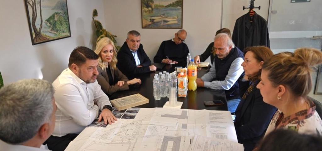 "Ξεπαγώνει" το έργο υπόγειου πάρκινγκ στη Ν. Ιωνία "Ξεπαγώνει" το έργο υπόγειου πάρκινγκ στη Ν. Ιωνία